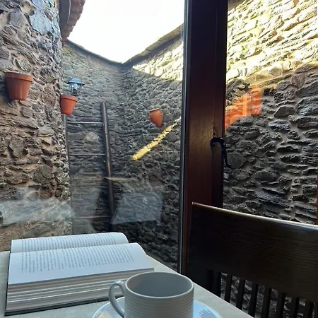 Dona Maria Landhuis Ordes